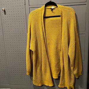 Yellow knitted oversized sweater